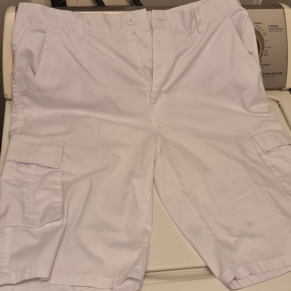 Reset Black cargo shorts men  in size 38